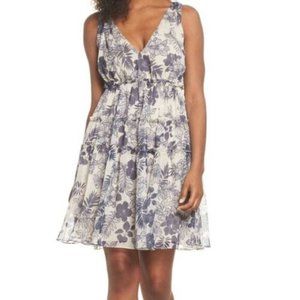 Lenon Summer Dress Medium Beige Floral V-Neck Tiered Tie Back - Size S